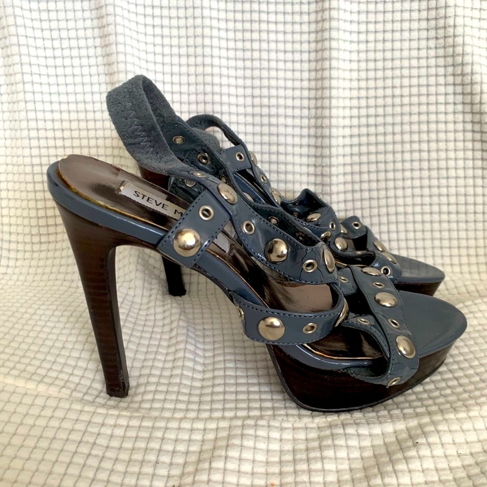 Steve Madden Size 7 1/2 Gray Studded High Heeled Slingback Platform Sandal